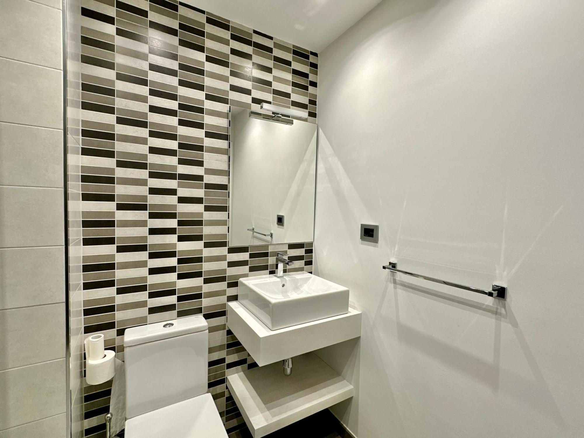Hostiguest Coliving Leon Y Castillo Las Palmas de Gran Canaria Exteriér fotografie