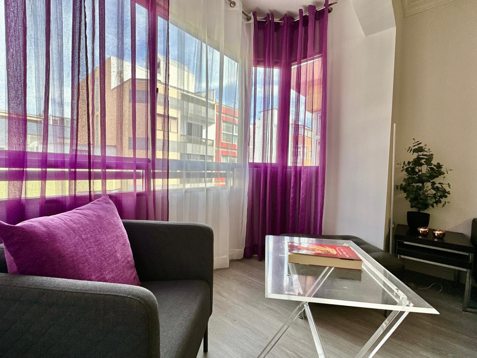 Hostiguest Coliving Leon Y Castillo Las Palmas de Gran Canaria Exteriér fotografie
